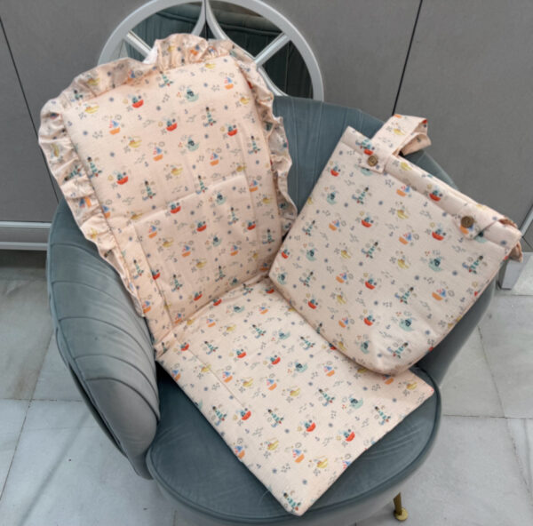 Colchoneta silla universal con talega barquitos naranja