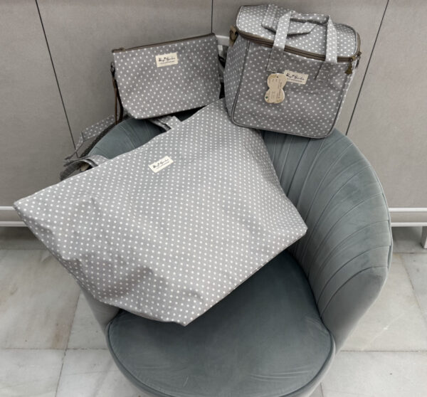 Bolso, nevera o neceser lunar gris