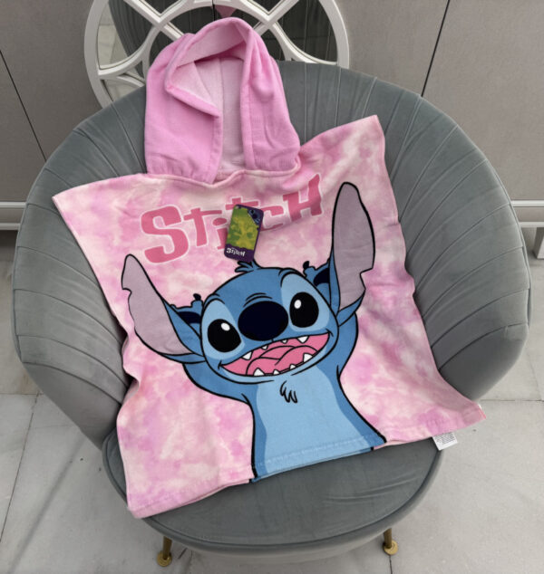 Poncho playa Stich rosa