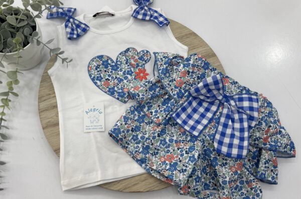 Conjunto infantil flores azul