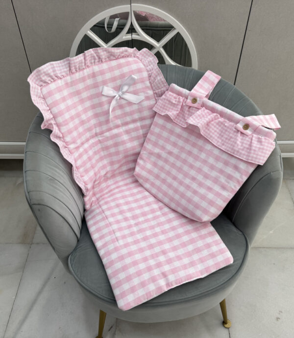 Colchoneta con lazo silla universa  con talega volante vichi  mediano rosa