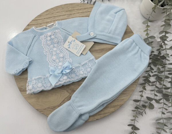 Conjunto lana tras piezas encaje - Imagen 2