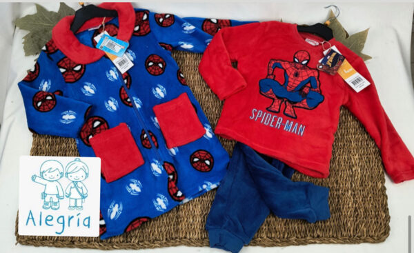 Bata o pijama coralina spiderman