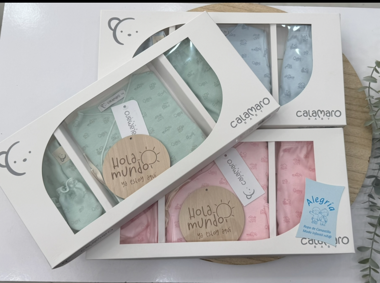 Conjunto algodon 5 piezas modelo hola mundo