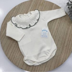 Bodi algodón con cuello filo verde empolvado